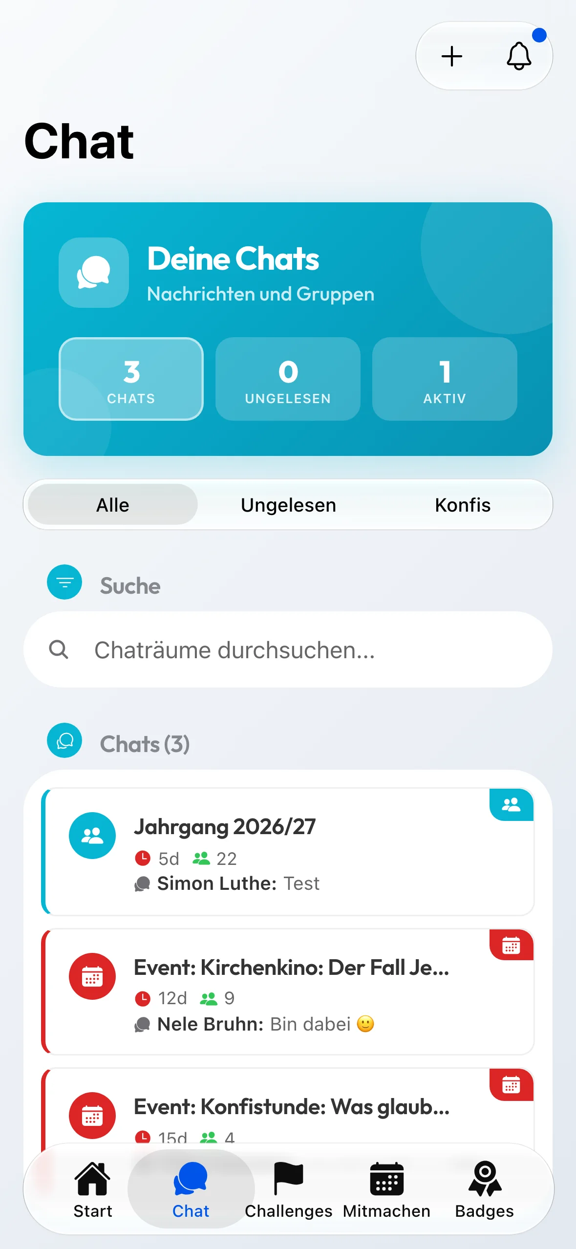 Die Chat-Übersicht mit dem Chat des Jahrgangs und den Chats zu Events.